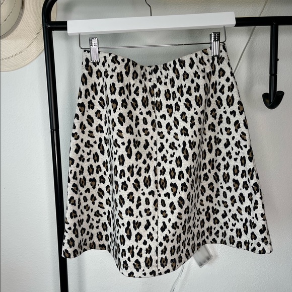 LOFT leopard skirt - Picture 2 of 3